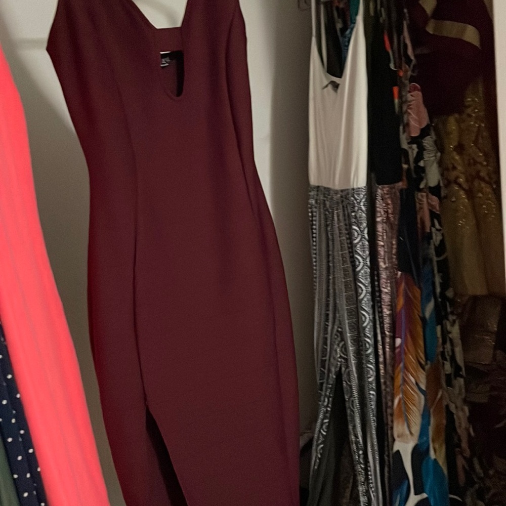 Burgundy side slit short dress